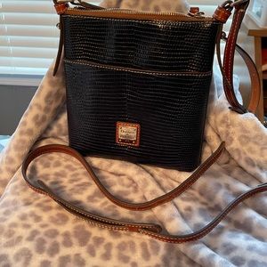 Crossbody Lizard Embossed